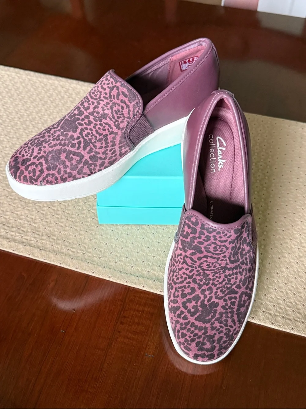 Clarks Collection Layton Petal Slip on Shoes Sz 8W